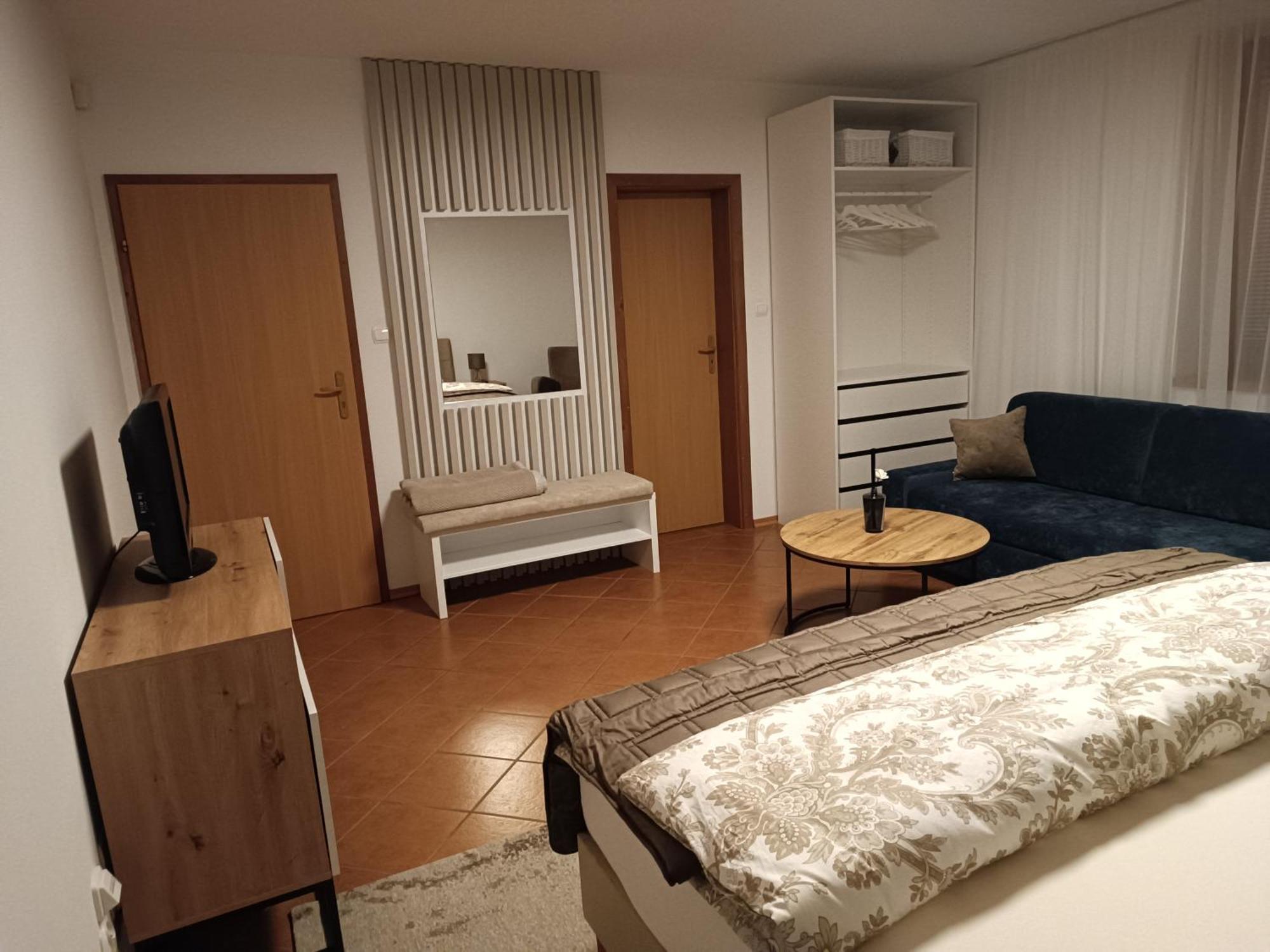 Liptovský Mikuláš 3 Bathrooms Apartman Mimi מראה חיצוני תמונה