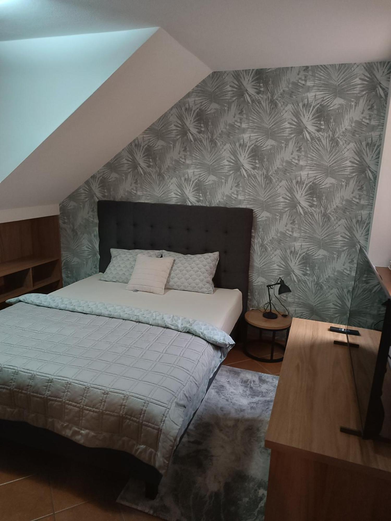 Liptovský Mikuláš 3 Bathrooms Apartman Mimi מראה חיצוני תמונה