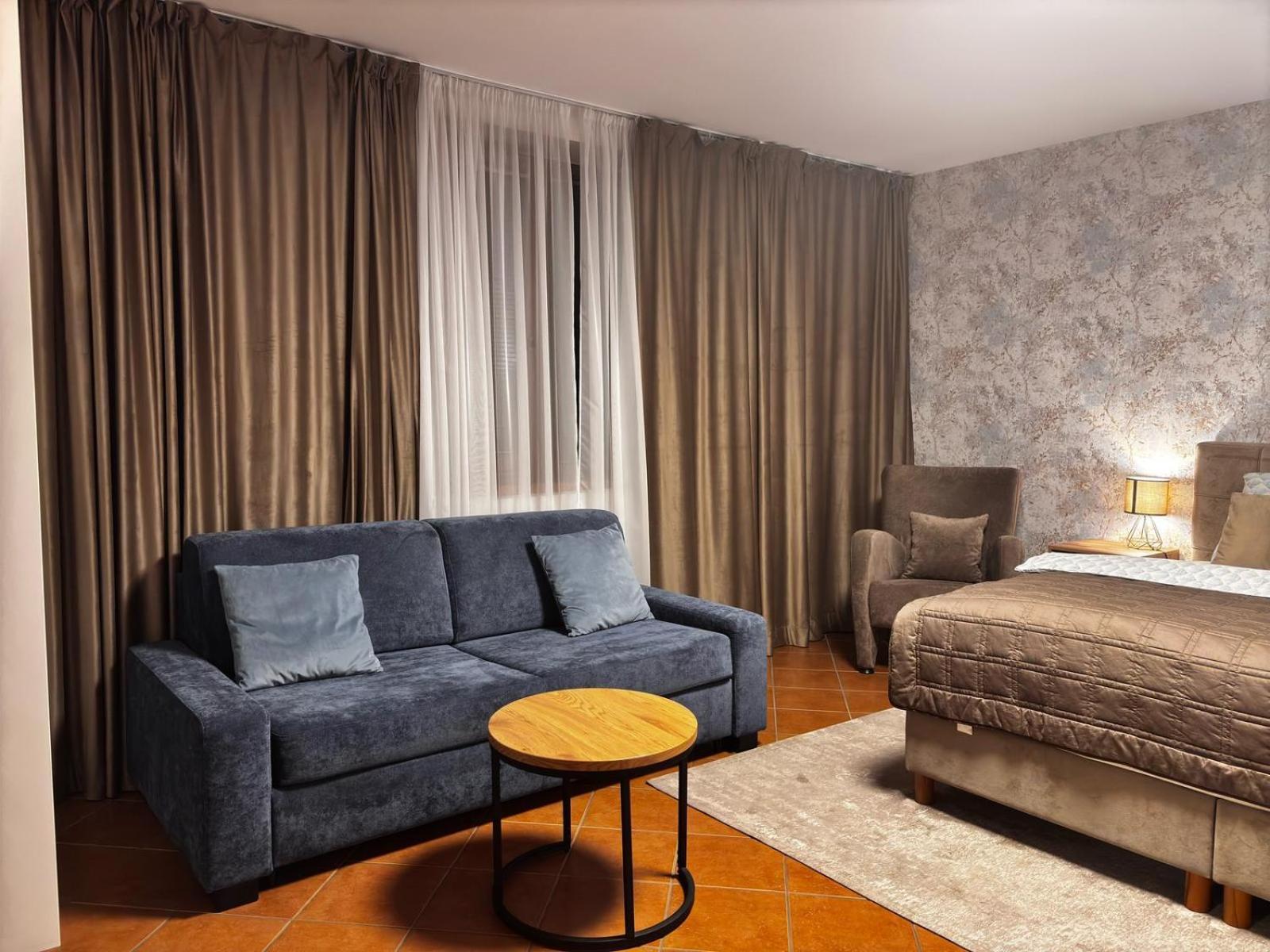 Liptovský Mikuláš 3 Bathrooms Apartman Mimi מראה חיצוני תמונה